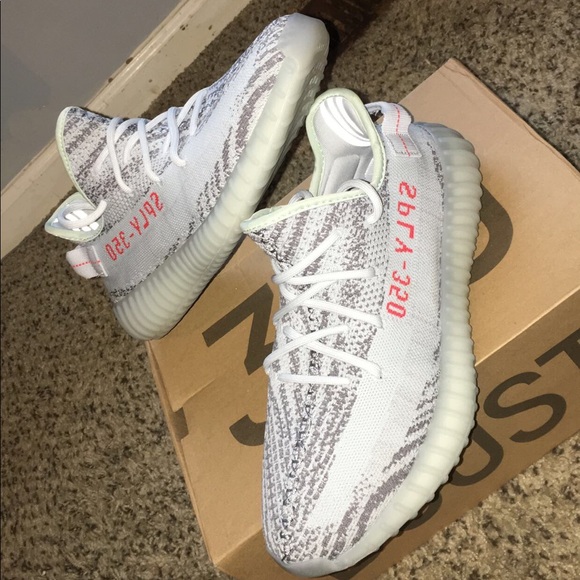 yeezy blue tint footlocker